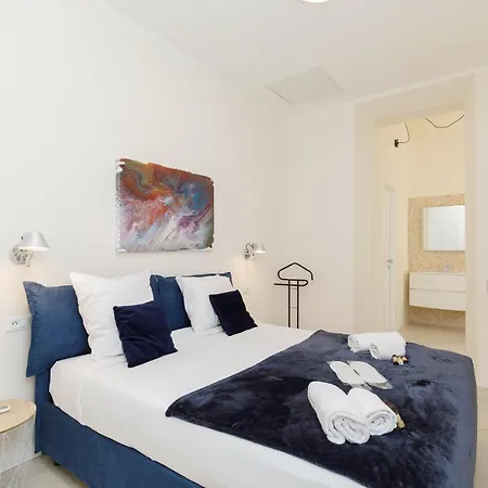 Gazagnaire Yourhosthelper